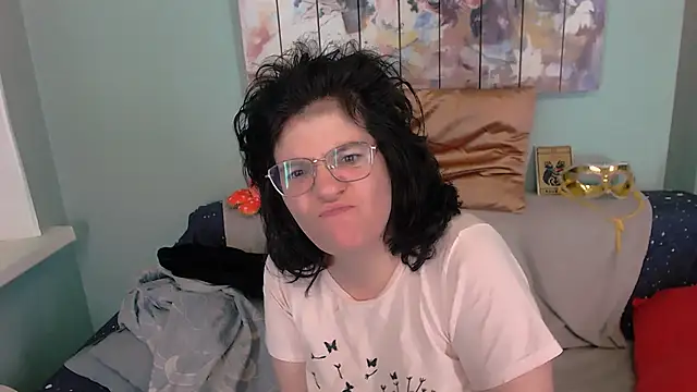 EverlyRays online show from 10.27.25