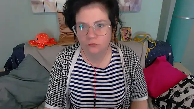 EverlyRays online show from 11.28.25