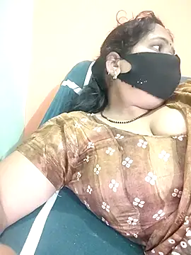 Snapshot of sematomar chatting on 11.24.25 sematomar online show from 11.24.25