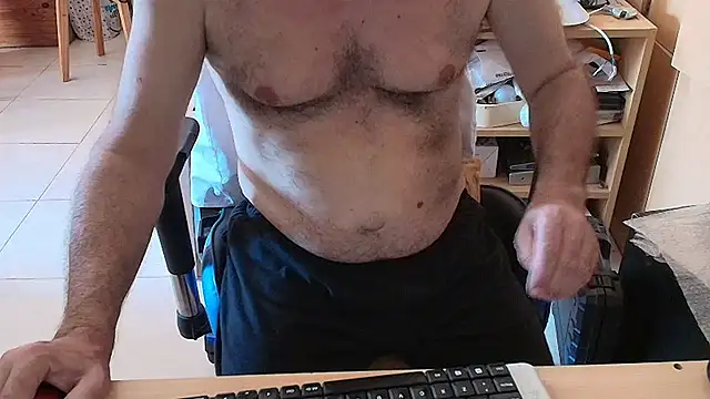 Snapshot of angelgarcia269 chatting on 02.10.26 angelgarcia269 online show from 02.10.26