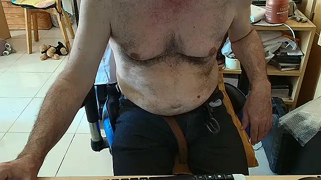 Snapshot of angelgarcia269 chatting on 02.21.26 angelgarcia269 online show from 02.21.26