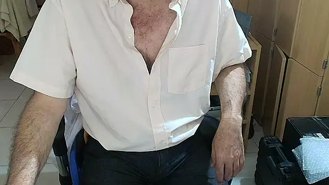 angelgarcia269 online show from 04.16.26