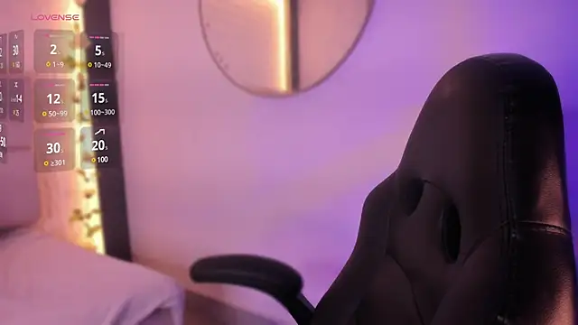 Snapshot of emma_woods_ chatting on 12.09.24 emma woods online show from 12.09.24