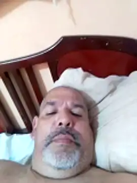 Snapshot of Cerebro77 chatting on 10.30.25 Cerebro77 online show from 10.30.25