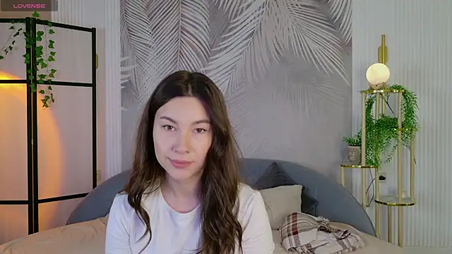 Snapshot of Marie_Diaze chatting on 05.30.26 Marie Diaze online show from 05.30.26