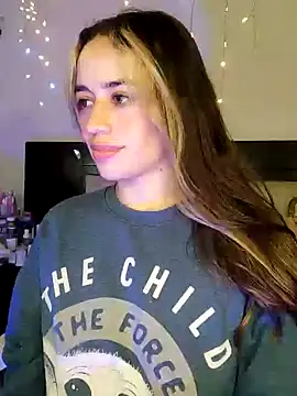 Snapshot of Natalia_Suarez chatting on 12.30.24 Natalia Suarez online show from 12.30.24