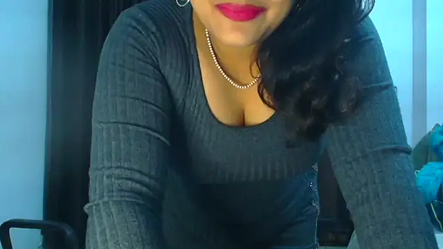 Snapshot of Maria_55 chatting on 12.20.24 Maria 55 online show from 12.20.24