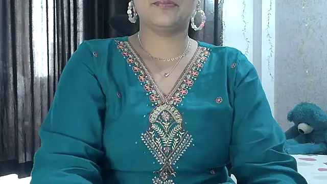 Snapshot of Maria_55 chatting on 09.13.25 Maria 55 online show from 09.13.25