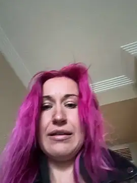 Snapshot of Dina-Light chatting on 02.21.25 Dina-Light online show from 02.21.25