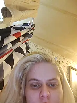 Snapshot of AshleyDalton101 chatting on 03.12.26 AshleyDalton101 online show from 03.12.26