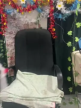 Snapshot of Amelia_singh chatting on 12.20.24 Amelia singh online show from 12.20.24