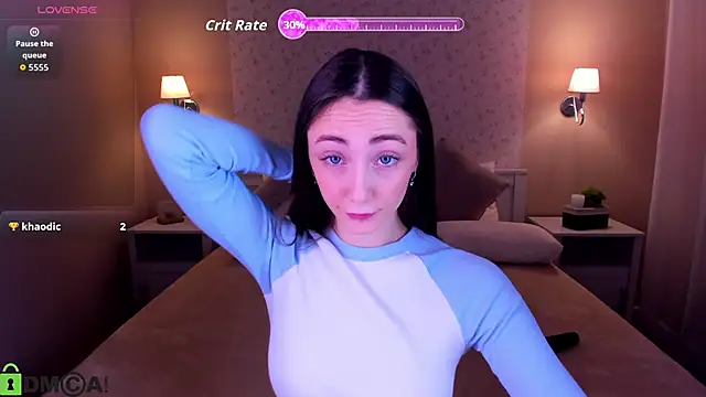 Snapshot of Lexi_Split chatting on 10.11.25 Lexi Split online show from 10.11.25