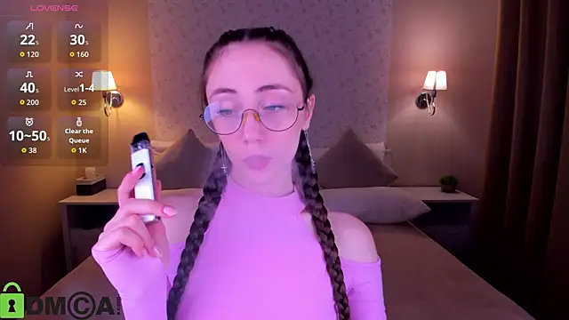 Lexi Split online show from 06.21.26