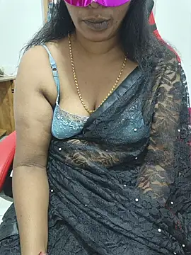 Snapshot of Malluivaniya chatting on 12.03.25 Malluivaniya online show from 12.03.25
