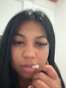 Emily restrepo online show from 09.11.25