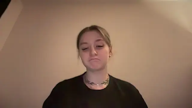 Isabel-Bailey online show from 01.08.25