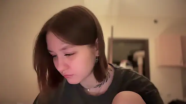 Isabel-Bailey online show from 02.13.25