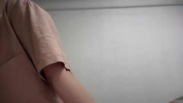 Isabel-Bailey online show from 10.19.25