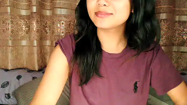 Snapshot of cute_sapna chatting on 06.18.26 cute sapna online show from 06.18.26