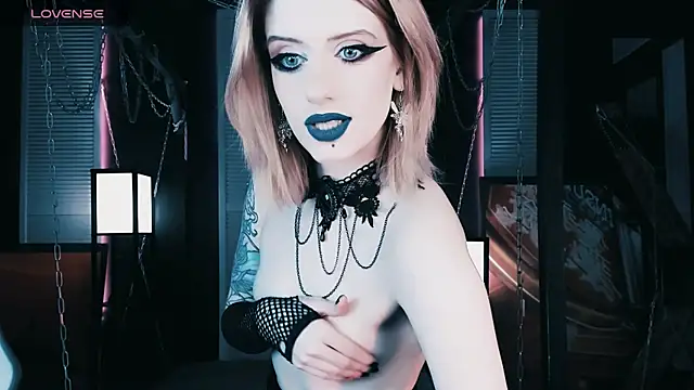 Snapshot of Noah_ElmerX chatting on 12.14.24 Noah ElmerX online show from 12.14.24