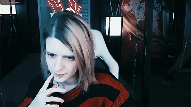 Snapshot of Noah_ElmerX chatting on 12.18.24 Noah ElmerX online show from 12.18.24
