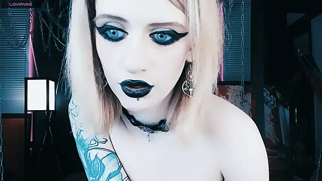 Snapshot of Noah_ElmerX chatting on 01.07.25 Noah ElmerX online show from 01.07.25