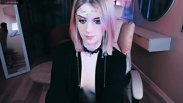 Snapshot of Noah_ElmerX chatting on 03.11.25 Noah ElmerX online show from 03.11.25