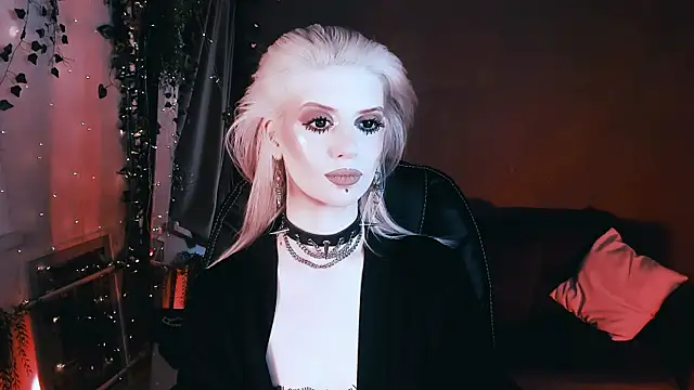 Snapshot of Noah_ElmerX chatting on 09.13.25 Noah ElmerX online show from 09.13.25