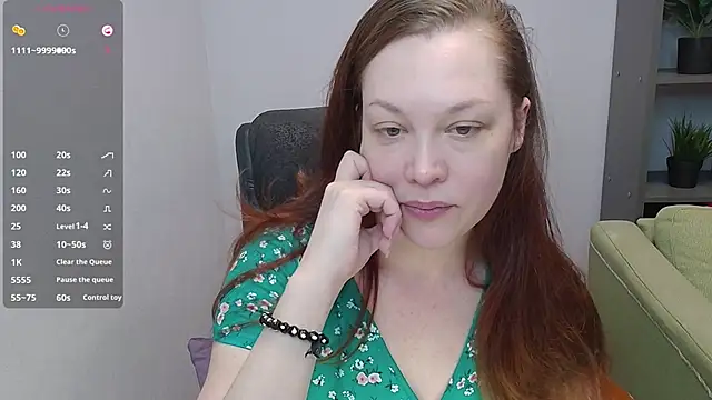 CutieGinger online show from 10.24.25
