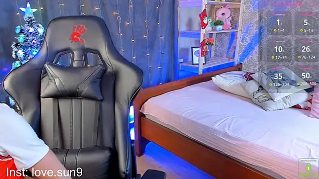 Michel Momsen online show from 12.19.24