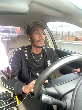 Snapshot of ITSONLYKENNY chatting on 02.15.25 ITSONLYKENNY online show from 02.15.25