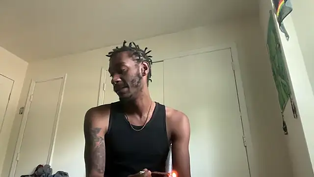 Snapshot of ITSONLYKENNY chatting on 09.23.25 ITSONLYKENNY online show from 09.23.25