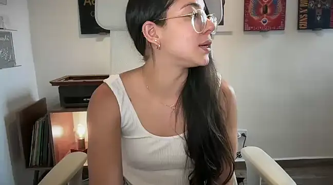 adriana  sosa  online show from 02.16.25