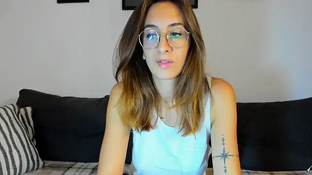 DesireMore90 online show from 11.05.25