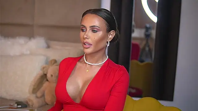 AnaisBellas online show from 12.19.24