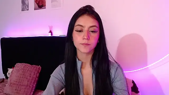 Snapshot of Coralinnee_ chatting on 03.20.25 Coralinnee  online show from 03.20.25