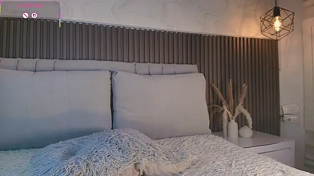 SHANONCLARK online show from 03.05.26