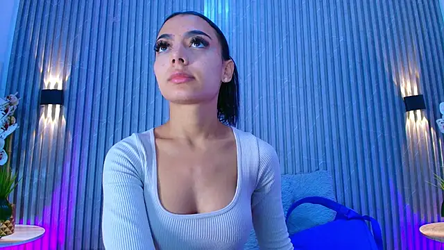 SHANONCLARK online show from 04.13.26