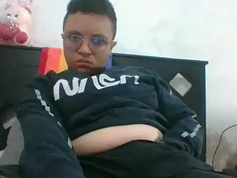 Snapshot of EdenJupiter chatting on 10.14.25 EdenJupiter online show from 10.14.25