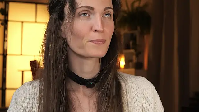 yulladao online show from 11.25.25