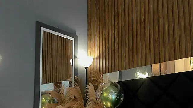 Zoevegass online show from 01.17.25