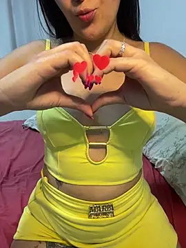 lupyta20 online show from 12.20.24