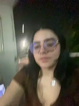 Snapshot of Lia_flowers chatting on 01.25.25 Lia flowers online show from 01.25.25