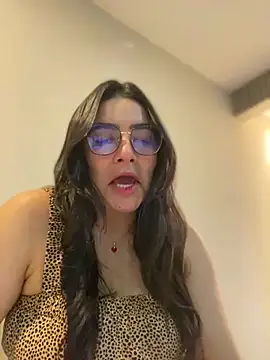 Snapshot of Lia_flowers chatting on 02.03.25 Lia flowers online show from 02.03.25