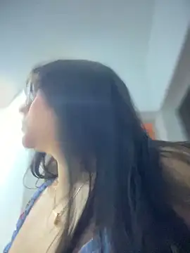 Snapshot of Lia_flowers chatting on 09.30.25 Lia flowers online show from 09.30.25