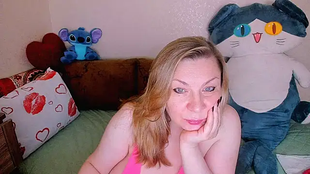 KerryBlareX online show from 10.25.25