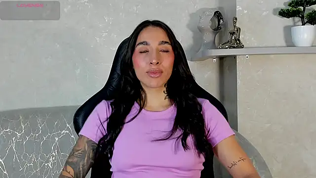 KAYLA BATISTA online show from 07.15.26