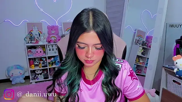CuteDani  online show from 06.06.26