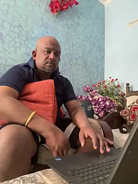 Dick 6inches online show from 03.06.26