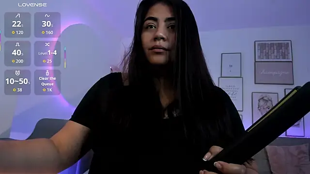 silvia lane online show from 10.08.25